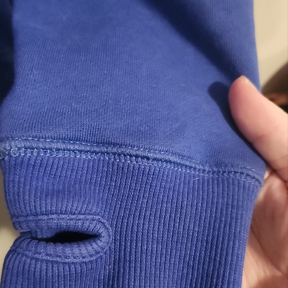 Vintage Y2K The Powder Room Sweater with Thumb Holes - Size Small - Picture 3 of 5